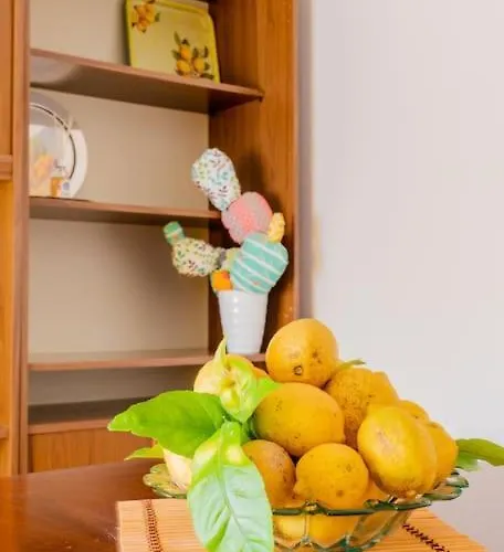 Dimora Del Pittore, * Usellus