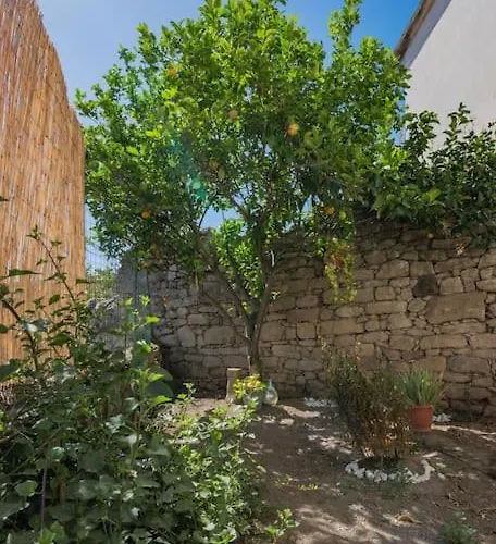 Dimora Del Pittore, *